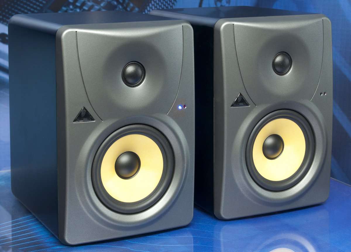 Behringer Truth B1030A Active Monitor Pair