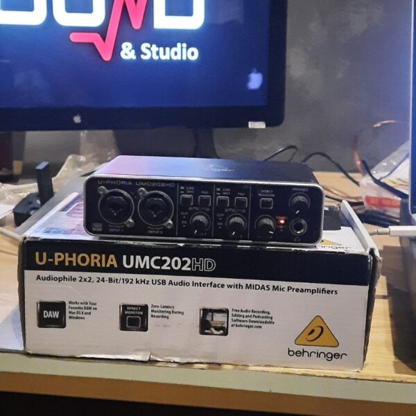 Behringer UMC202HD U-PHORIA USB Audio Interface