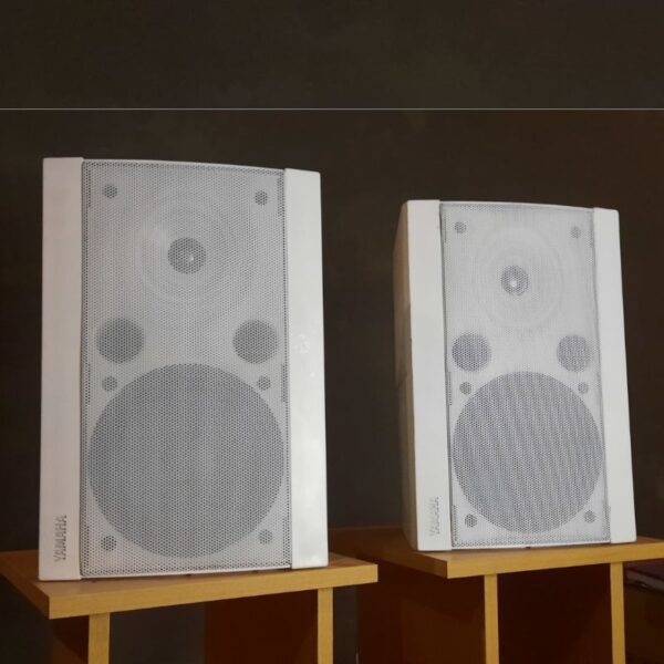 Yamaha s55 Speaker