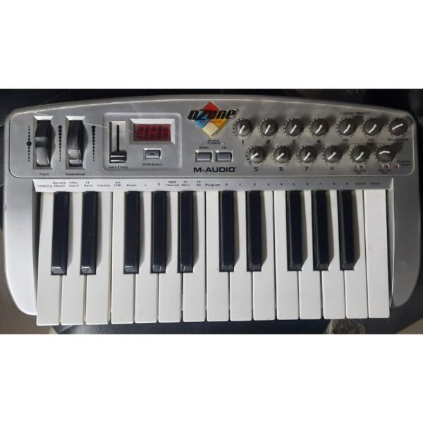 M-Audio Ozone 25 Keys Midi keyboard